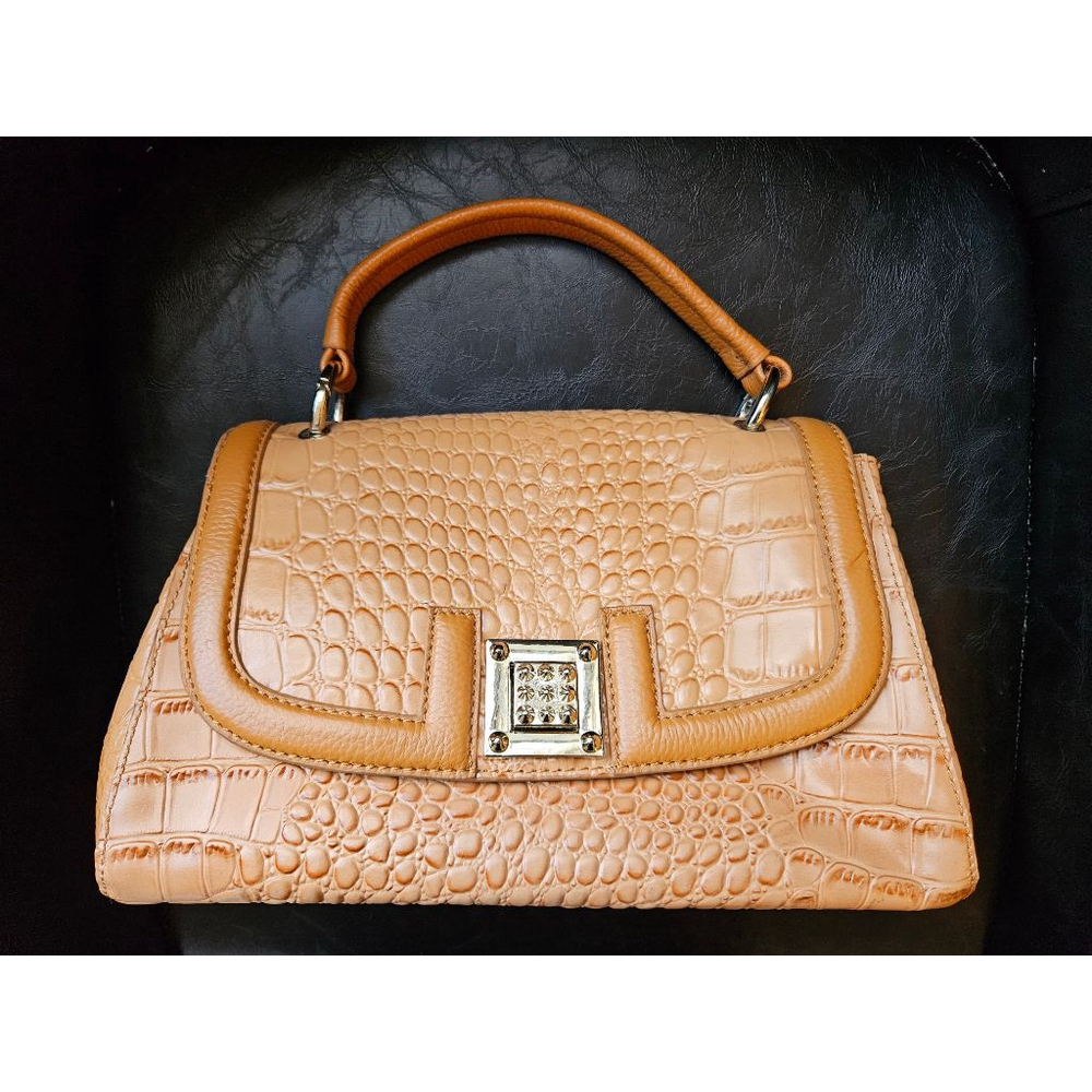 Sam & Kate Crocodile Embossed Tan Beige One Strap Unique Purse
